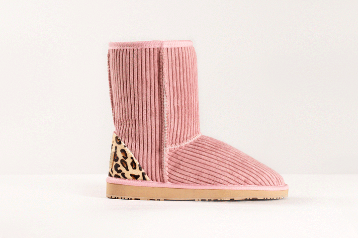 Customise your UGGs!