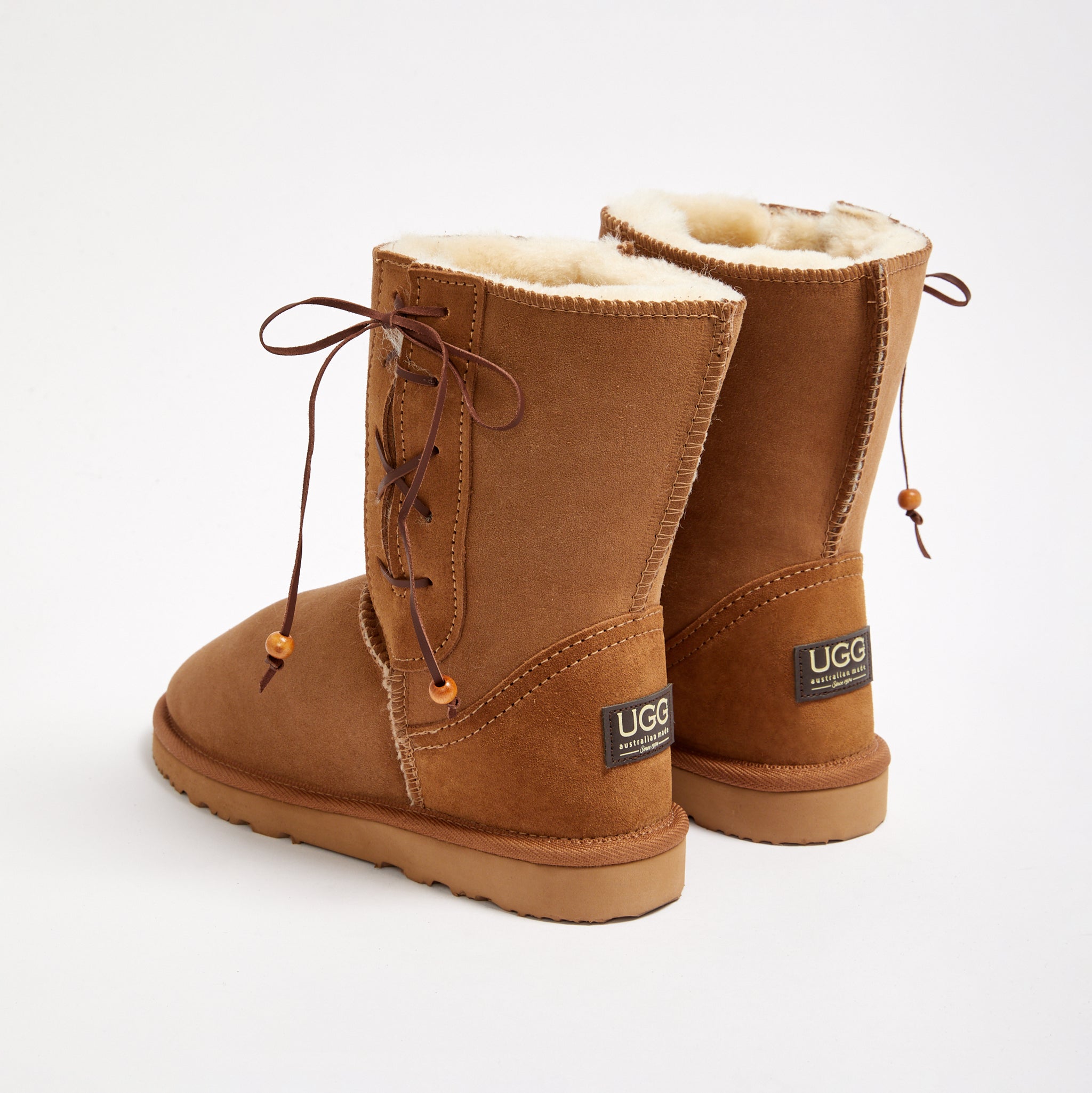 Short lace deals uggs