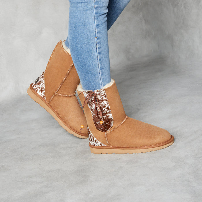 Women&#39;s Lace Up Mid Calf