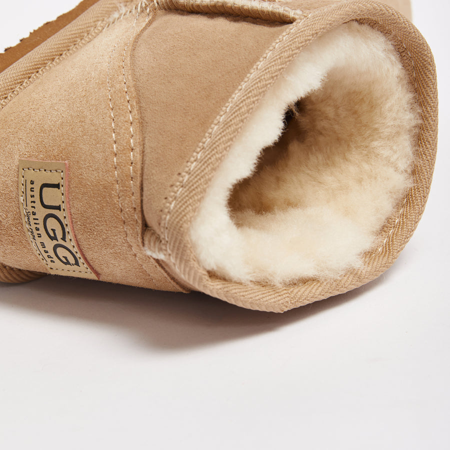 Ugg mini sand deals