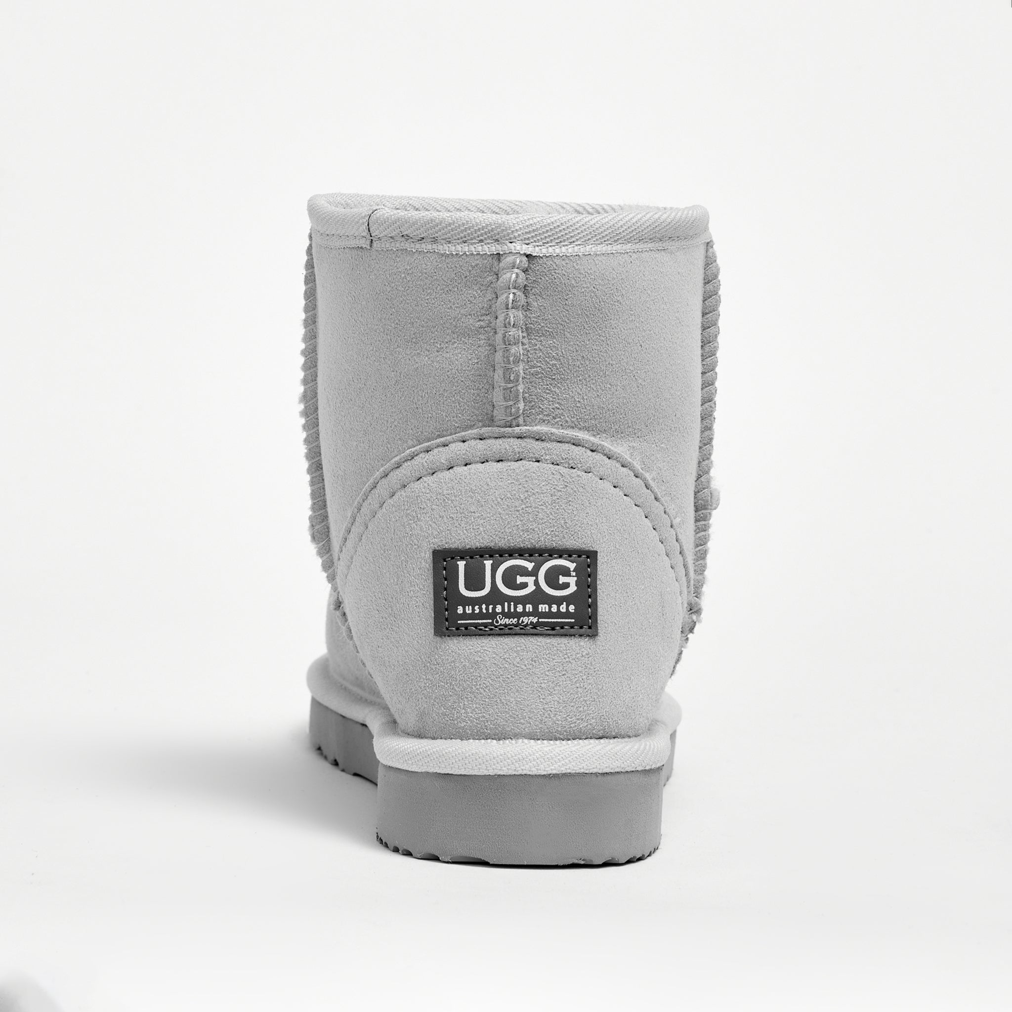 Uggs mini seal outlet