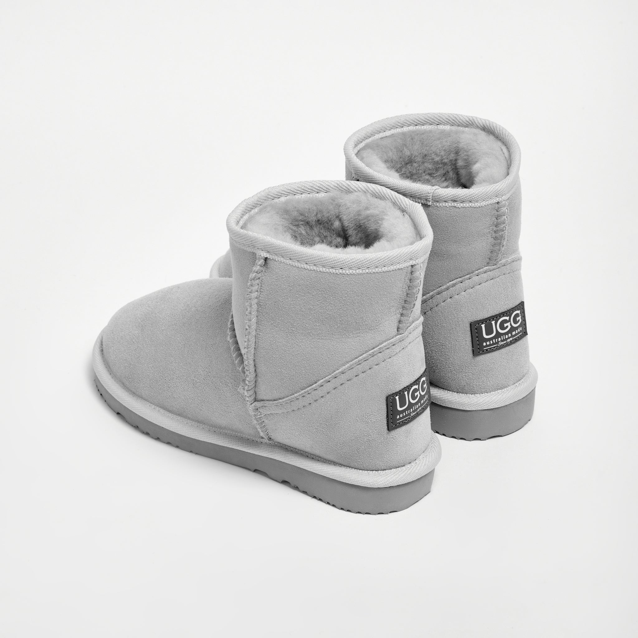 Women s UGG boots Limited edition Polar UGG Since 1974