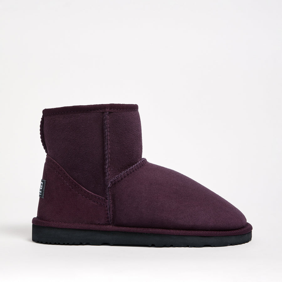 Purple mini 2025 ugg boots
