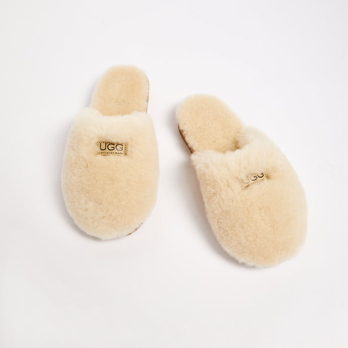 Women&#39;s Classic Fluffy Slipper
