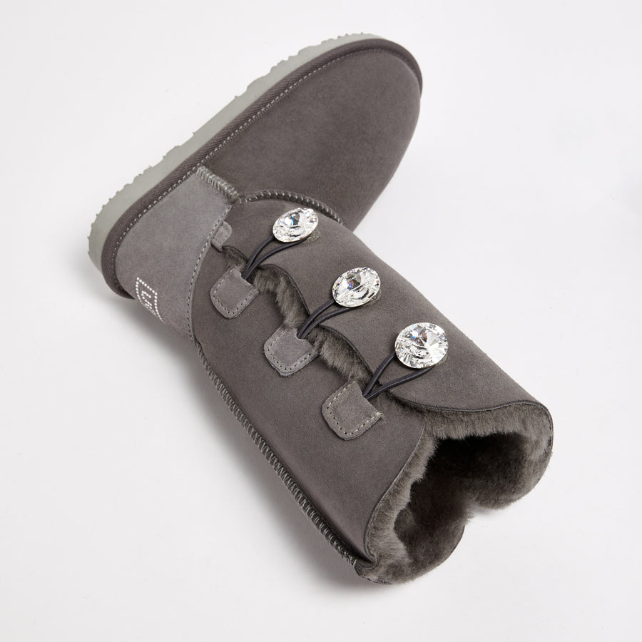 Ugg bailey button deals bling triplet