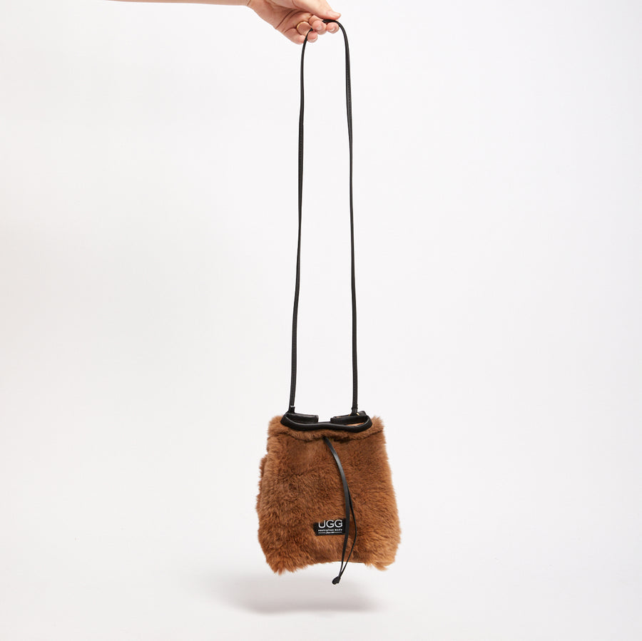 Kangaroo Dilly Shoulder Bag