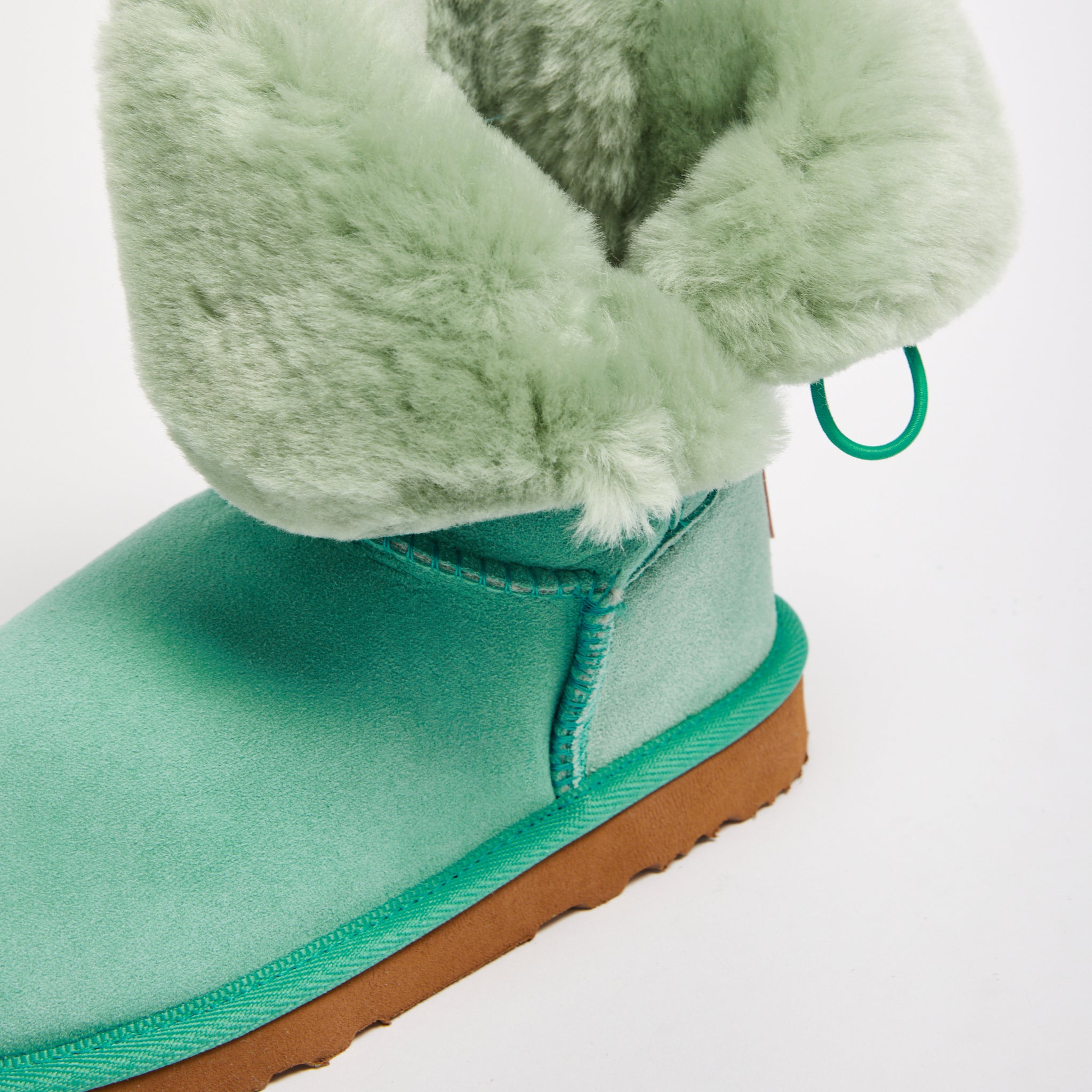 Aqua bailey bow uggs discount