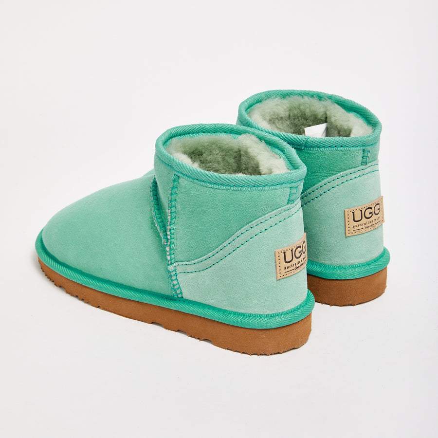 Teal uggs top