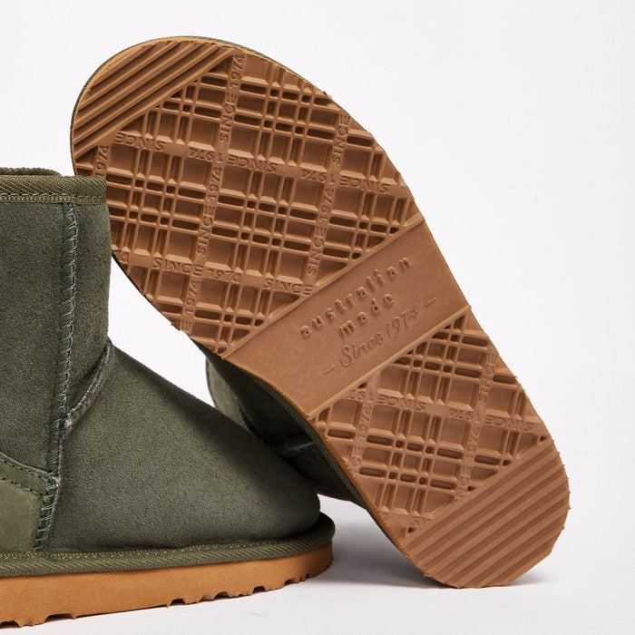 SOLE &amp; LOGO Customisation